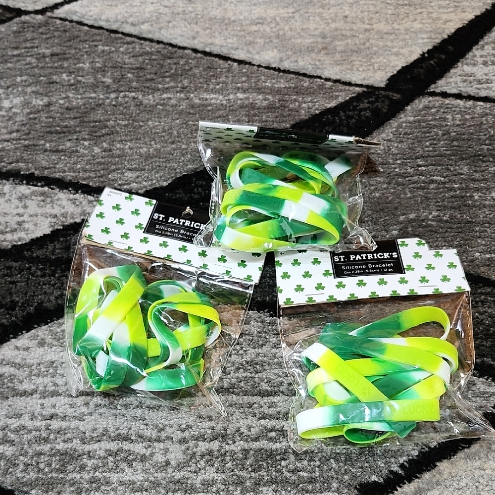 ST. PATRICKS 36-PIECE OMBRE SILICON BRACELET SHAMROCK IRISH  UNISEX ACCESSORIES
